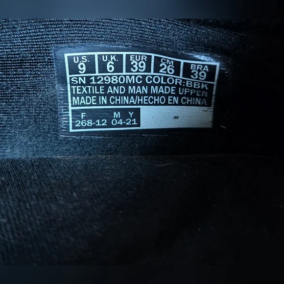 Sz 9 Women's SKECHERS SUMMITS-COOL Classic Slip-on Black Shoes - Picture 8 of 8